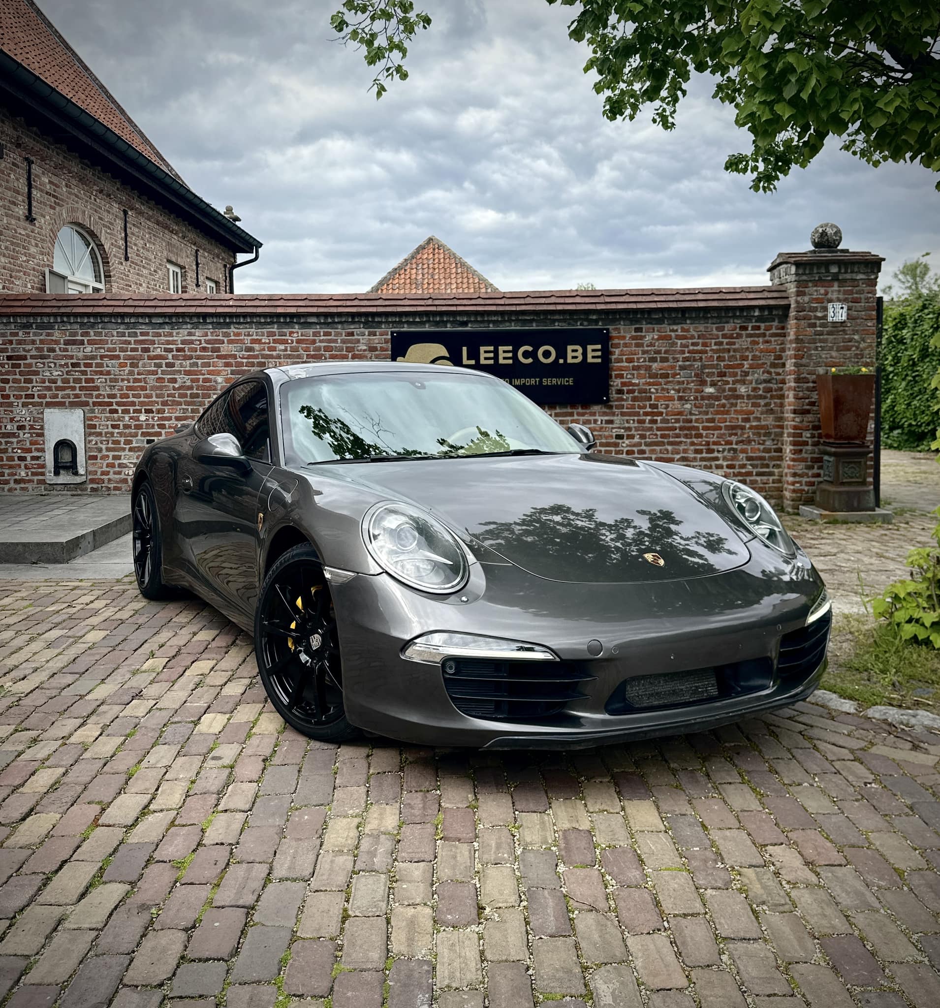 porsche import bij Leeco